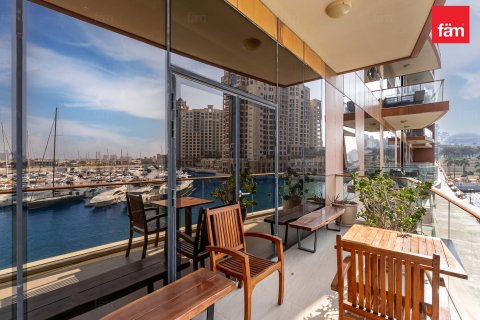 Apartamento para arrendamento em Palm Jumeirah, Dubai, EAU 3 quartos, 210.5 m2 № 660265 - foto 5