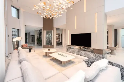 Villa till försäljning i Palm Jumeirah, Dubai, UAE 5 sovrum, 711 kvm Nr. 649895 - fotografi 13