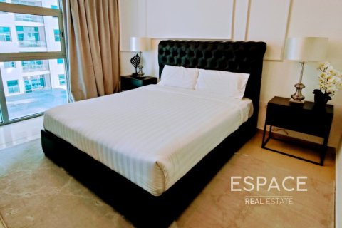 Lägenhet till försäljning i Dubai Marina, Dubai, UAE 1 sovrum, 70 kvm Nr. 649890 - fotografi 3