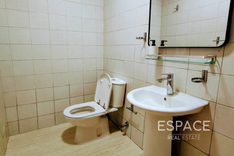 Lägenhet till försäljning i Dubai Marina, Dubai, UAE 1 sovrum, 70 kvm Nr. 649890 - fotografi 8