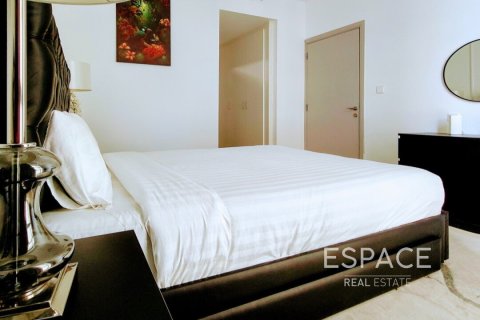 Lägenhet till försäljning i Dubai Marina, Dubai, UAE 1 sovrum, 70 kvm Nr. 649890 - fotografi 4