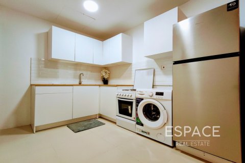 Lägenhet till försäljning i Dubai Marina, Dubai, UAE 1 sovrum, 70 kvm Nr. 649890 - fotografi 9