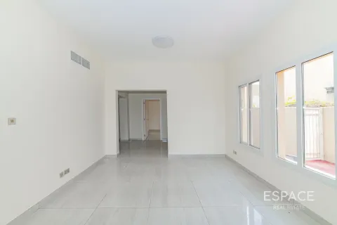 וילה למכירה ב The Springs, Dubai, איחוד האמירויות  3 חדרי שינה, 277 מ"ר, מספר 649896 - תמונה 4