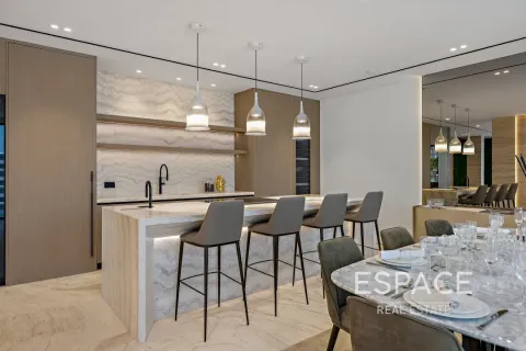 Villa till försäljning i Palm Jumeirah, Dubai, UAE 6 sovrum, 748 kvm Nr. 649894 - fotografi 5