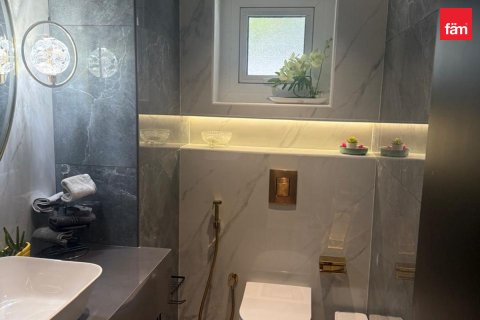 Таунхаус Дубай, БАӘ-да 4 жатын бөлмелер, 304.6 м² № 726272 - фото 7