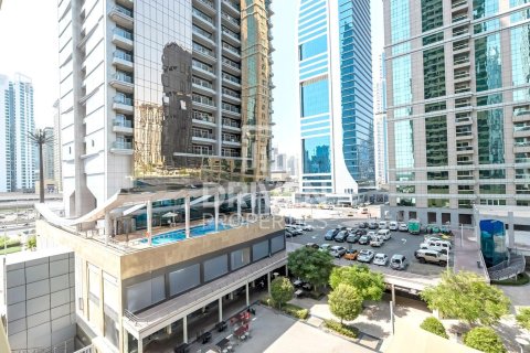 Apartment til salg i Jumeirah Lake Towers, Dubai, UAE 1 soveværelse, 68 kvm № 653227 - foto 12