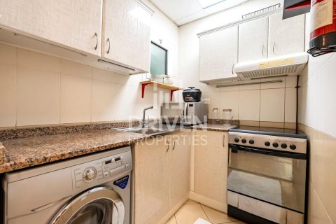 Apartment til salg i Jumeirah Lake Towers, Dubai, UAE 1 soveværelse, 68 kvm № 653227 - foto 6
