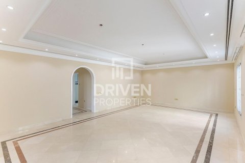 Villa en alquiler en Umm Al Sheif, Dubai, EAU 5 dormitorios, 1393.55 m2 № 757064 - foto 21