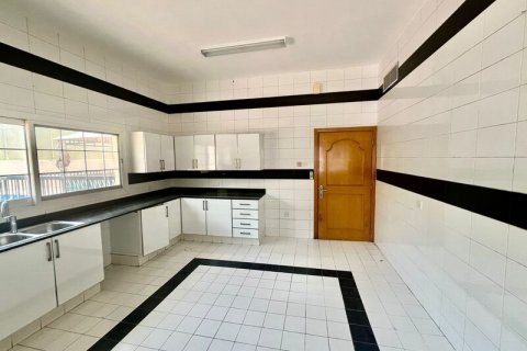 Βίλα σε Al Barsha, Dubai, ΗΑΕ 5 υπνοδωμάτια, 1463.18 τ.μ. Αρ. 637475 - φωτογραφία 8