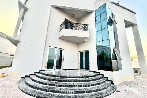阿联酋 Dubai Al Barsha 待租 : 5 卧, 1393.5 平方米 , 编号637476 - 照片 8