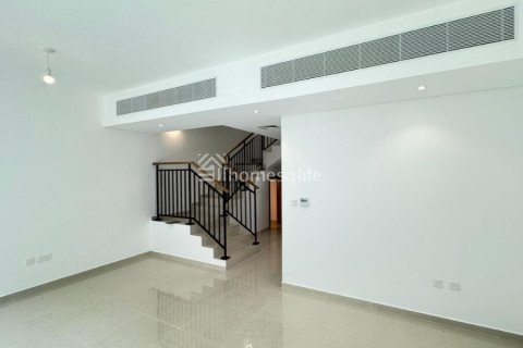 Townhouse de închiriat în DAMAC Hills (Akoya by DAMAC), Dubai, EAU 3 dormitoare, 108 mp.  №706364 - poză 1