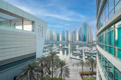 Apartment in Dubai Marina, UAE 1 bedroom, 90 sq.m. № 649437 - photo 13