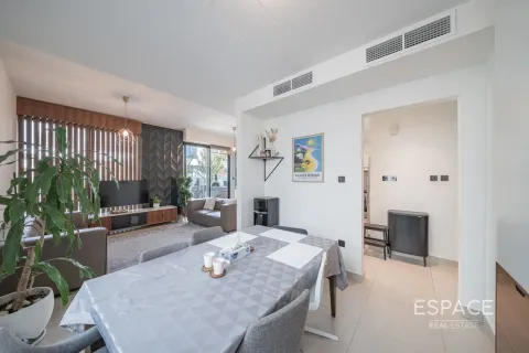 Купить виллу в Дубай Хилс Эстейт, ОАЭ 4 спальни, 242м2, № 649435 - фото 3