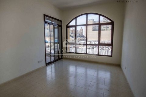 Apartemen di CANAL FRONT RESIDENCES di Al Safa, Dubai, UEA 1 kamar tidur, 90 m2 nomor 649291 - foto 1