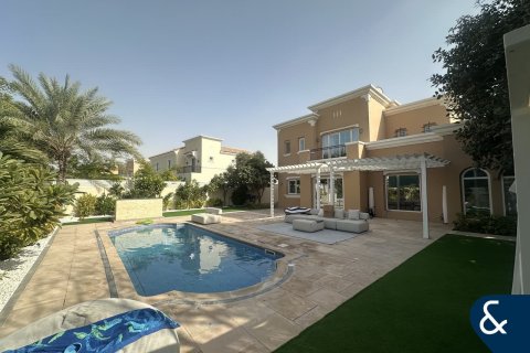 Βίλα σε Arabian Ranches, Dubai, ΗΑΕ 4 υπνοδωμάτια, 321 τ.μ. Αρ. 698283 - φωτογραφία 1