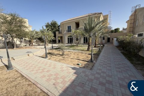Снять в аренду виллу в Dubai Sports City, Дубай, ОАЭ 5 спален, 1269м2, № 698294 - фото 20