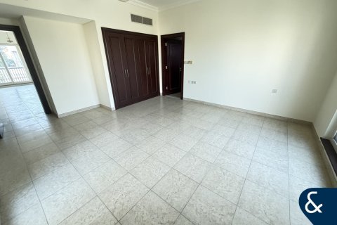 Снять в аренду виллу в Dubai Sports City, Дубай, ОАЭ 5 спален, 1269м2, № 698294 - фото 12