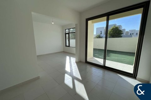Vila u gradu Reem, Dubai, UAE 4 spavaće sobe, 371 m2 Br. 698295 - Slika 4