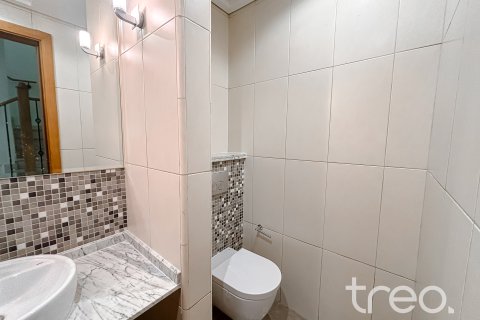 Villa zur Miete in Jumeirah Park, Dubai, VAE 5 Schlafzimmer, 435.62 m2 Nr. 741129 - Foto 8