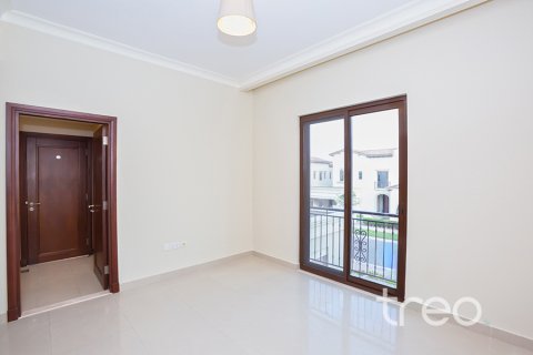 Vila di Arabian Ranches 2, Dubai, UEA 4 kamar tidur, 404.5 m2 nomor 741127 - foto 13