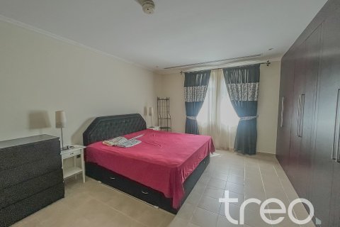 Willa do wynajęcia w Jumeirah Park, Dubai, ZEA 4 sypialnie, 402.73 mkw., nr 741128 - zdjęcie 10