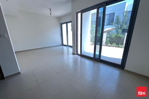 Villa te huur in Tilal Al Ghaf, Dubai, VAE 3 slaapkamers, 140.4 vr.m., nr 705751 - foto 2