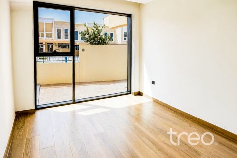 Radhus till försäljning i Damac Lagoons, Dubai, UAE 5 sovrum, 314.01 kvm Nr. 761332 - fotografi 10