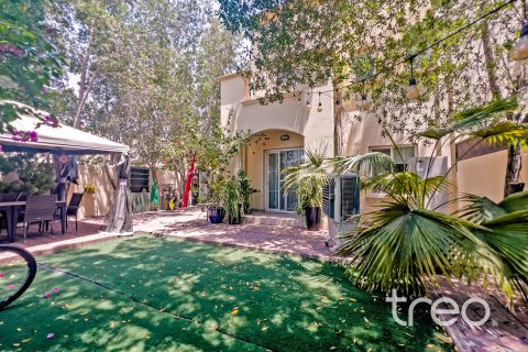 Rijtjeshuis in The Springs, Dubai, VAE 2 slaapkamers, 156.63 vr.m. nr 761331