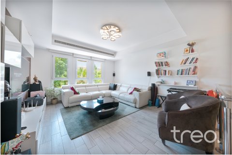 Villa en venta en The Lakes, Dubai, EAU 3 dormitorios, 281.87 m2 № 741046 - foto 4