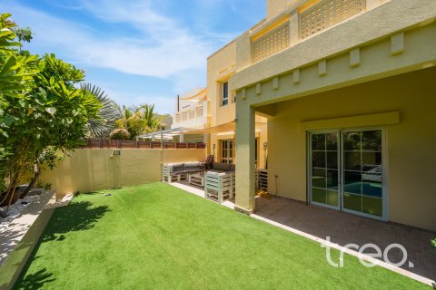 Villa en venta en The Lakes, Dubai, EAU 3 dormitorios, 281.87 m2 № 741046 - foto 26