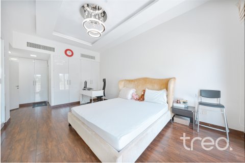 Villa en venta en The Lakes, Dubai, EAU 3 dormitorios, 281.87 m2 № 741046 - foto 7