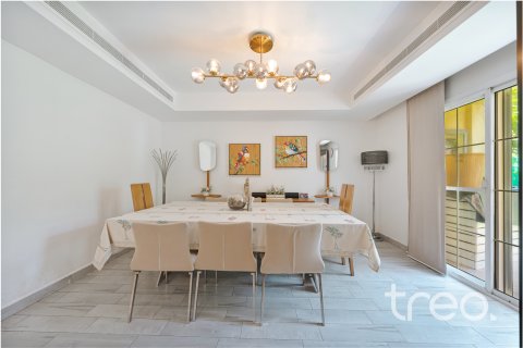 Villa en venta en The Lakes, Dubai, EAU 3 dormitorios, 281.87 m2 № 741046 - foto 21