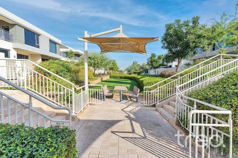 Adosado en venta en Dubai Hills Estate, Dubai, EAU 5 dormitorios, 254.09 m2 № 741052 - foto 10