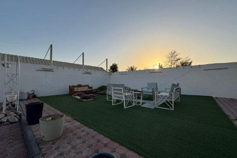 Villa à vendre à  Ras Al Khaimah, EAU 5 chambres, 929 m2 № 734704 - photo 6
