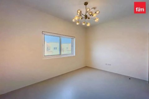 Rumah bandar di Dubai, UAE 4 bilik tidur, 230.2 meter persegi № 711440 - foto 11