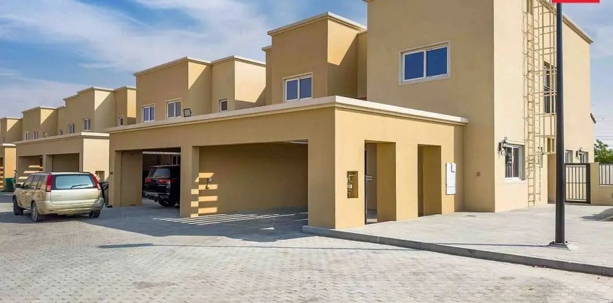 Rekkehus i Dubai, Emiratene 4 soverom, 230.2 kvm nr. 711440