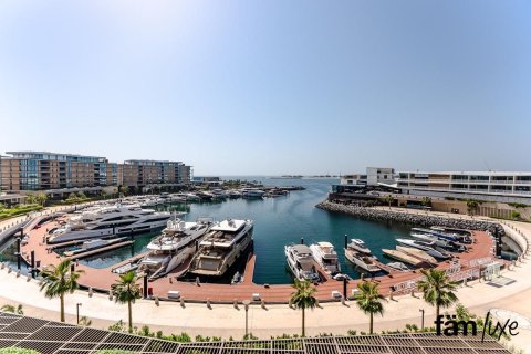Apartmán v Dubai, SAE 2 spálne, 180 m2 č. 751449