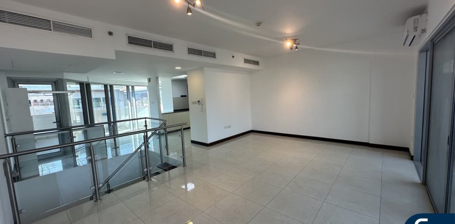 Jumeirah Village Circle、Dubai、UAEにあるヴィラ 2ベッドルーム、230 m2 No670849