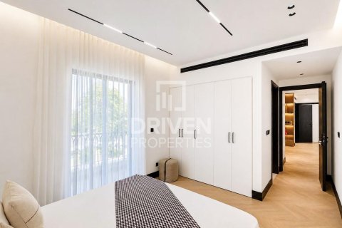 Villa en venta en Arabian Ranches, Dubai, EAU 6 dormitorios, 1248.62 m2 № 765397 - foto 14