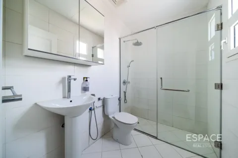 Vila u Al Furjan, Dubai, UAE 7 spavaćih soba, 595 m2 Br. 737765 - fotografija 18