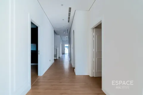 Vila u Al Furjan, Dubai, UAE 7 spavaćih soba, 595 m2 Br. 737765 - fotografija 13