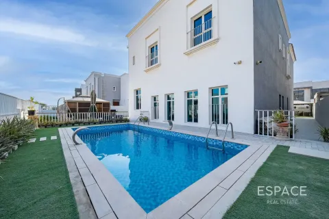 Vila u Al Furjan, Dubai, UAE 7 spavaćih soba, 595 m2 Br. 737765 - fotografija 19