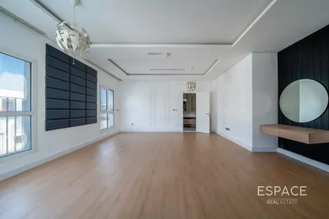 Vila u Al Furjan, Dubai, UAE 7 spavaćih soba, 595 m2 Br. 737765 - fotografija 2