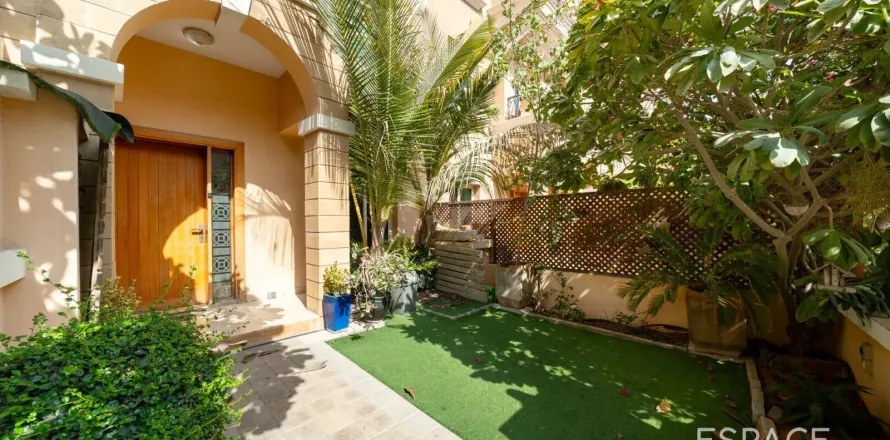 Villa Jumeirah Village Circle, Dubaijā, AAE 3 istabas, 307 m2 Nr. 737766