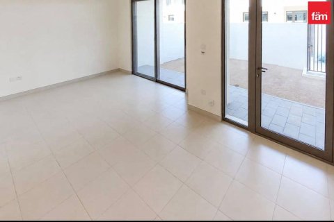 Városi lakóépület itt: Dubai, EAE, 3 hálószoba, 128.6 m², azonosító: 758381