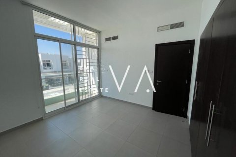 Вилла Дубай, БАӘ-да 3 жатын бөлмелер, 189.89 м² № 637815 - фото 8