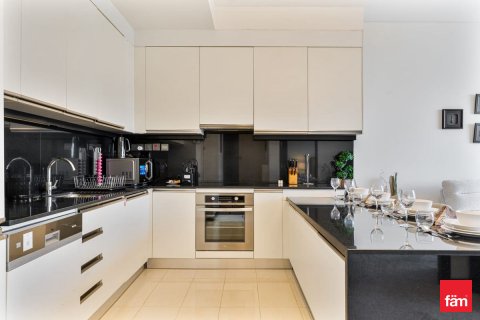 Lägenhet till försäljning i Dubai Marina, Dubai, UAE 1 sovrum, 81.7 kvm Nr. 698991 - fotografi 16