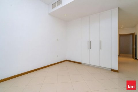 Appartement te koop in Dubai, VAE 3 slaapkamers, 221.4 vr.m., nr 698990 - foto 11
