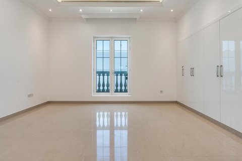 Villa in Jumeirah, Dubai, UAE 5 bedrooms, 872 sq.m. № 635464 - photo 27