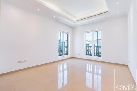 Villa in Jumeirah, Dubai, UAE 5 bedrooms, 872 sq.m. № 635464 - photo 24